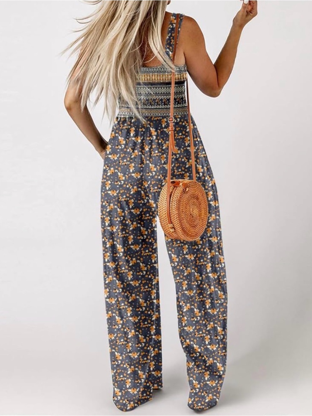 Dokotoo — NWOT Smocked Wide-Leg Jumpsuit in Blue Floral — Size M - Picture 2 of 12